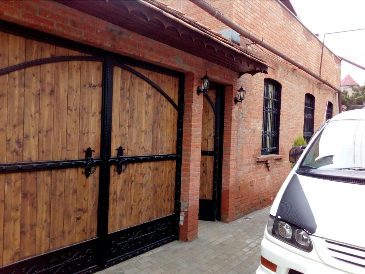Apart Hotel Avlabari Yard ティビリシ エクステリア 写真